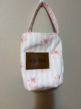 Lydia Easter basket bag Bows